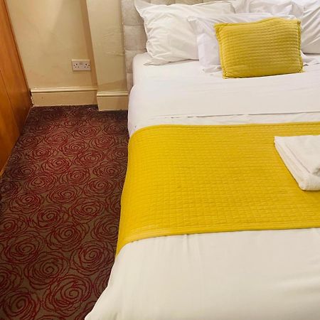 Eurobar & Hotel Oxford Kültér fotó